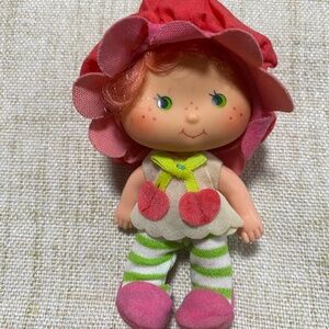 Strawberry shortcake dolls 1979